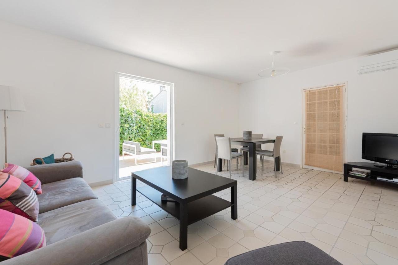 Maison Cosy Avec Petite Piscine Six-Fours-les-Plages Exterior photo